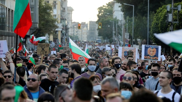 Протесты в Болгарии: митингующие заблокировали центр Софии