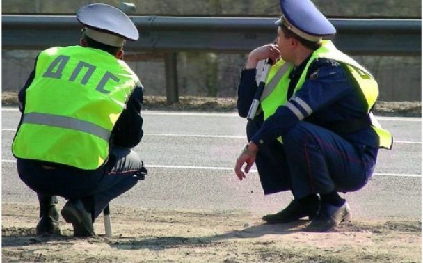 Журналисты показали как ГАИшники Киевщины “разводят” автомобилистов (видео)