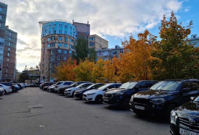 Нижегородец стащил колпаки с колес чужой машины и продал первому встречному