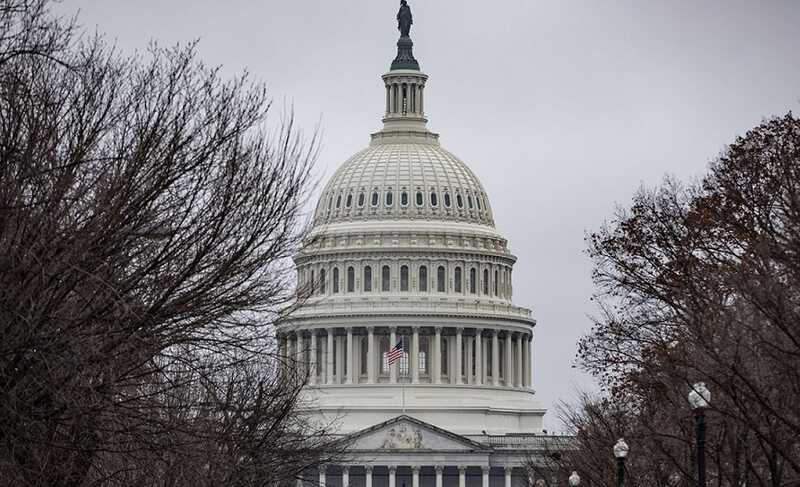 В Конгрессе США республиканцы захватывают преимущество