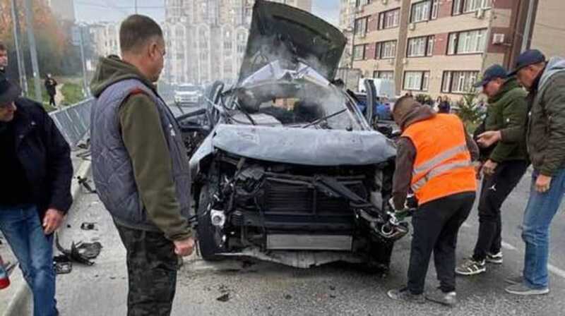 В Севастополе взорвался автомобиль, погиб военнослужащий