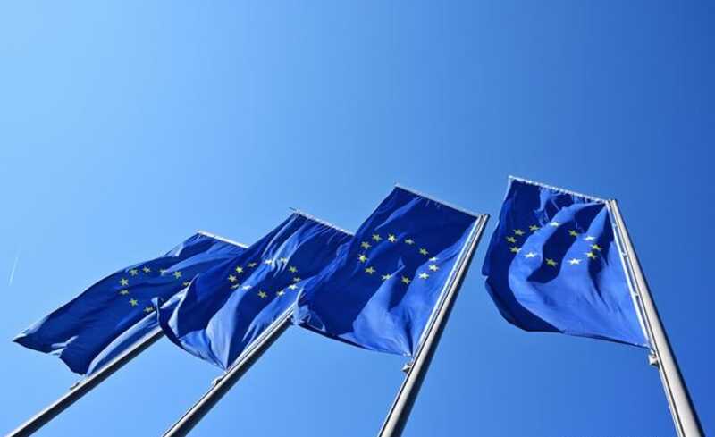 Еврокомиссия прогнозирует возвращение украинцев домой уже в 2025 году