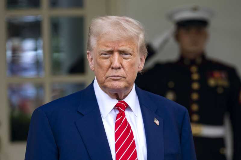 Трамп запросил у Гарварда информацию об иностранных студентах