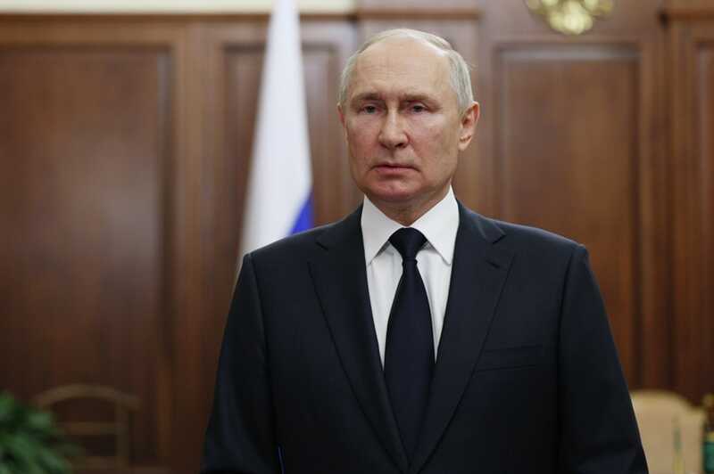 Путин призвал давить на компании, уходящие с российского рынка