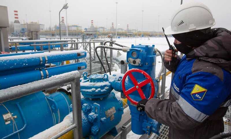 Госдума России обсуждает повышение налогов на фоне падения доходов от нефти