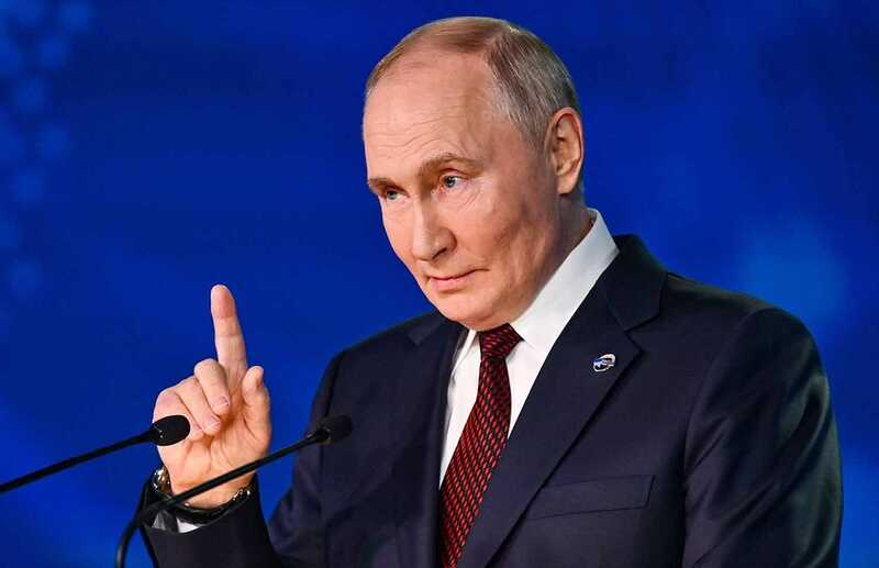 Путин запрещает иностранные программы, но сам от них не отказывается