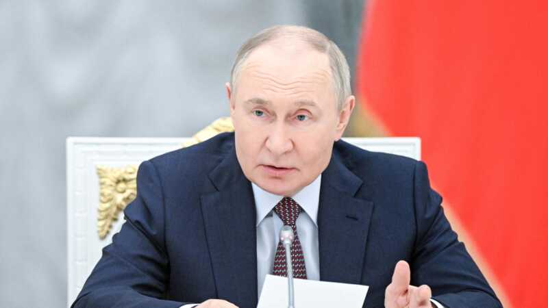 Путин отметил только подрывы железнодорожных путей и проигнорировал удары по аэродромам