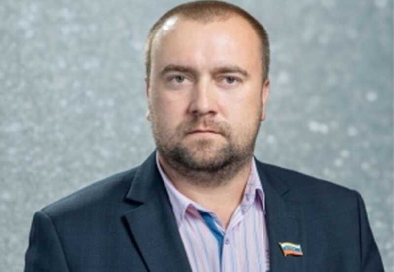 Бывшего депутата из Иркутска Сергея Романенко приговорили за мошенничество с недвижимостью на сумму 6,5 миллиона