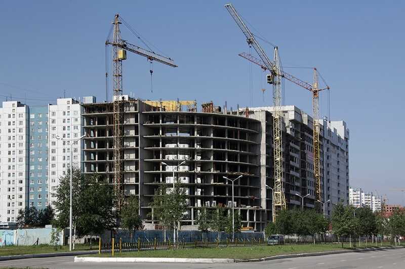 "Непредвиденные кризисы": почему в Новосибирске не могут достроить семь поликлиник