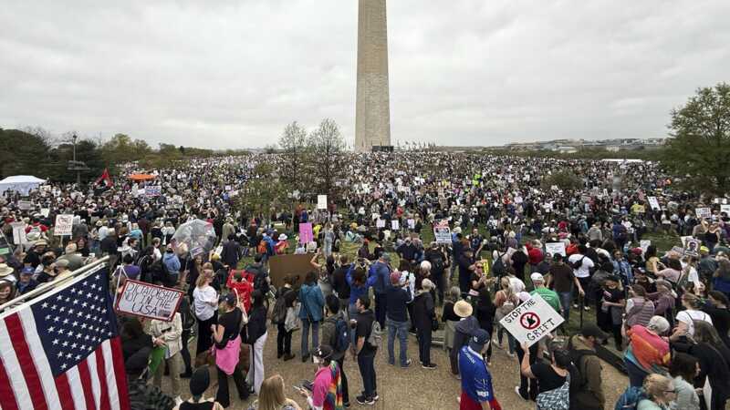 В Соединённых Штатах проходят массовые протесты против Трампа
