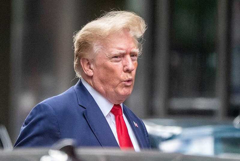Трамп объявляет о вводе пошлин против Канады за налог на IT-компании