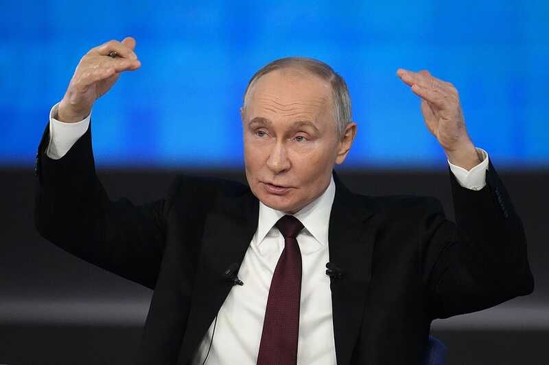 Путин пообещал сократить военные расходы из-за перегрузки бюджета
