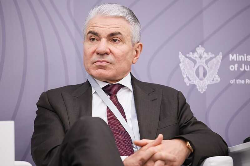 "Мог бы войти в сотню Forbes, если бы легализовал доходы": замглавы Минюста Олега Свириденко обвинили в коррупции