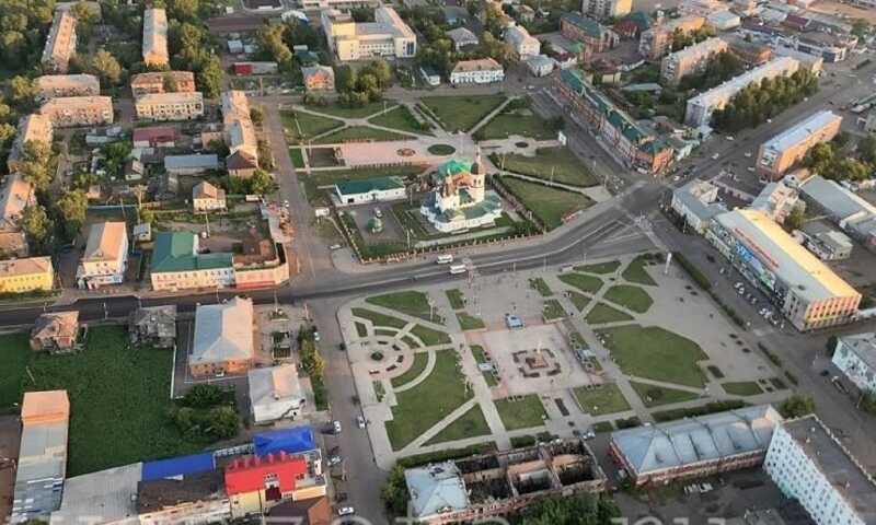 Фонтан в Канске «плавает», скверы закрыты: в Красноярском крае срываются проекты благоустройства