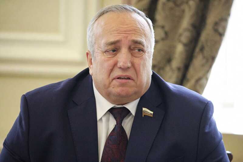 Армения заблокировала въезд члену высшего совета «Единой России» Францу Клинцевичу