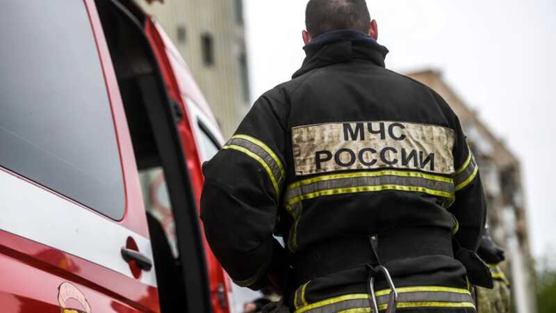Выявлена возможная причина возгорания, повредившего восемь автомобилей на севере Москвы