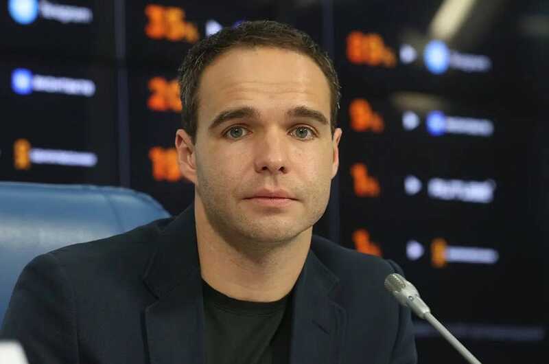 В Лефортовском суде рассматривают ходатайство об аресте бывшего директора РАЭК Сергея Гребенникова
