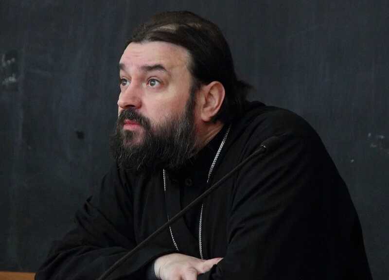 В РПЦ вступились за протоиерея Ткачёва и обвинили Останину в «блокировке законов против абортов»