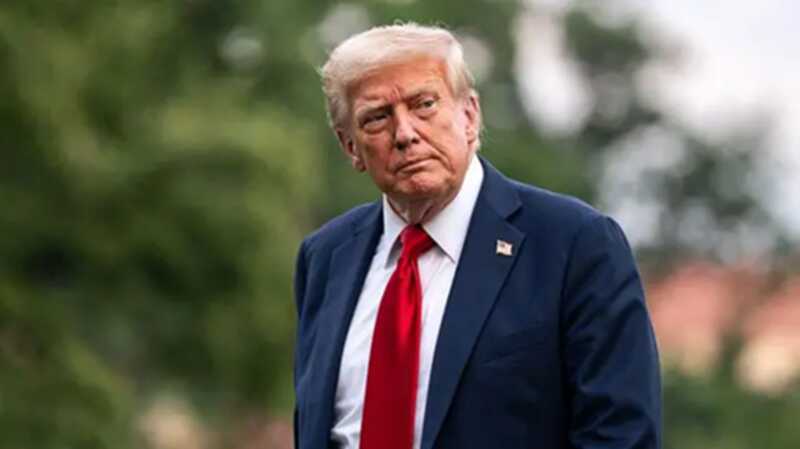 Трамп велел обнародовать материалы большого жюри, связанные с делом финансиста Эпштейна