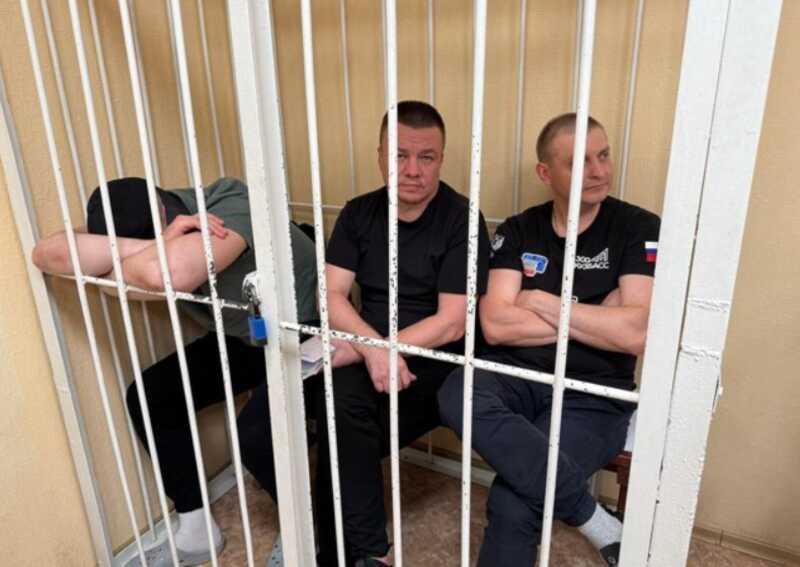В Новосибирске бывшие полицейские осуждены за вымогательство у предпринимателей