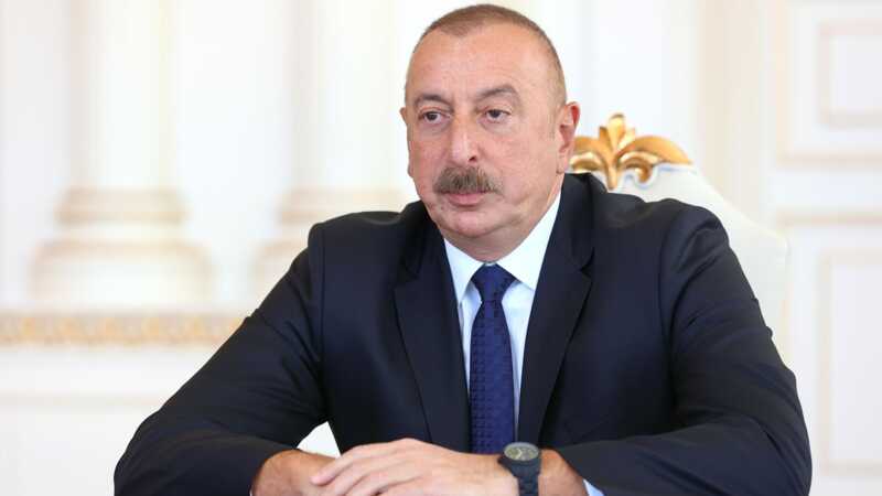 Алиев обвинил Россию в уничтожении азербайджанского самолета и гибели граждан