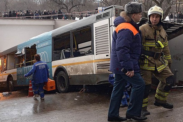 СКР возбудил уголовное дело по двум статьям после въезда автобуса в подземный переход