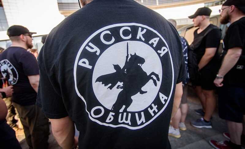 «Почему убиваешь русских детей?»: активисты «Русской общины» начали травлю акушеров и гинекологов в Калуге